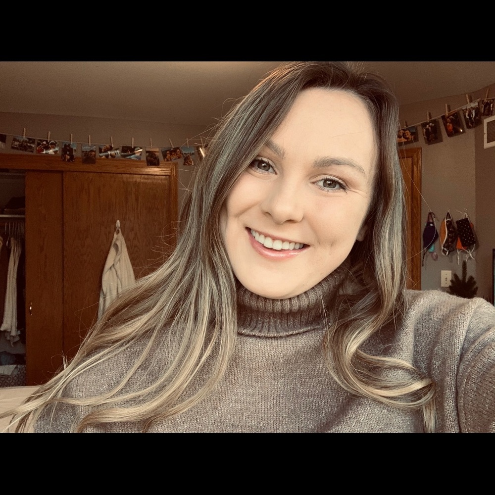 Meet your Posher, Brooke